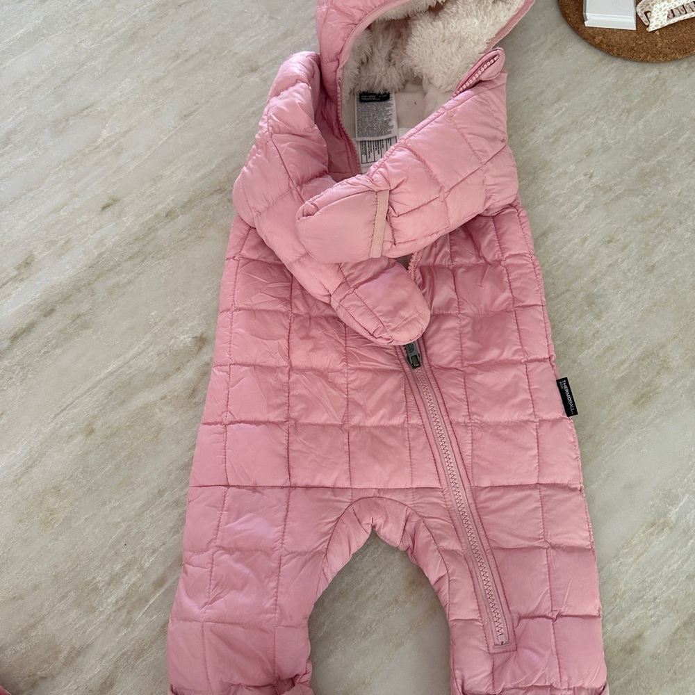 THE NORTH FACE BABY THERMOBALL ONE-PIECE (6-12 months)